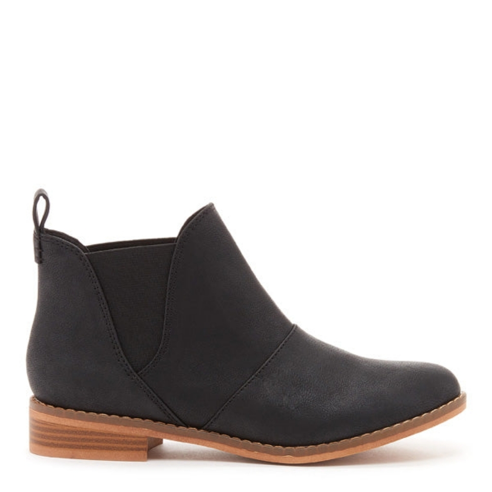 NWOT Rocket Dog‎ Maylon Black Ankle Bootie Size 9.5
